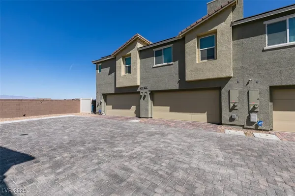 $290,000 | 2598 Mocha Pearl Court, North Las Vegas, NV 89086