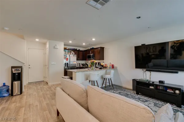 $290,000 | 2598 Mocha Pearl Court, North Las Vegas, NV 89086