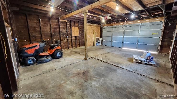 6367 East Pierson Road Flint, MI 48506 - Photo 28 of 39 Gallery Image 28
