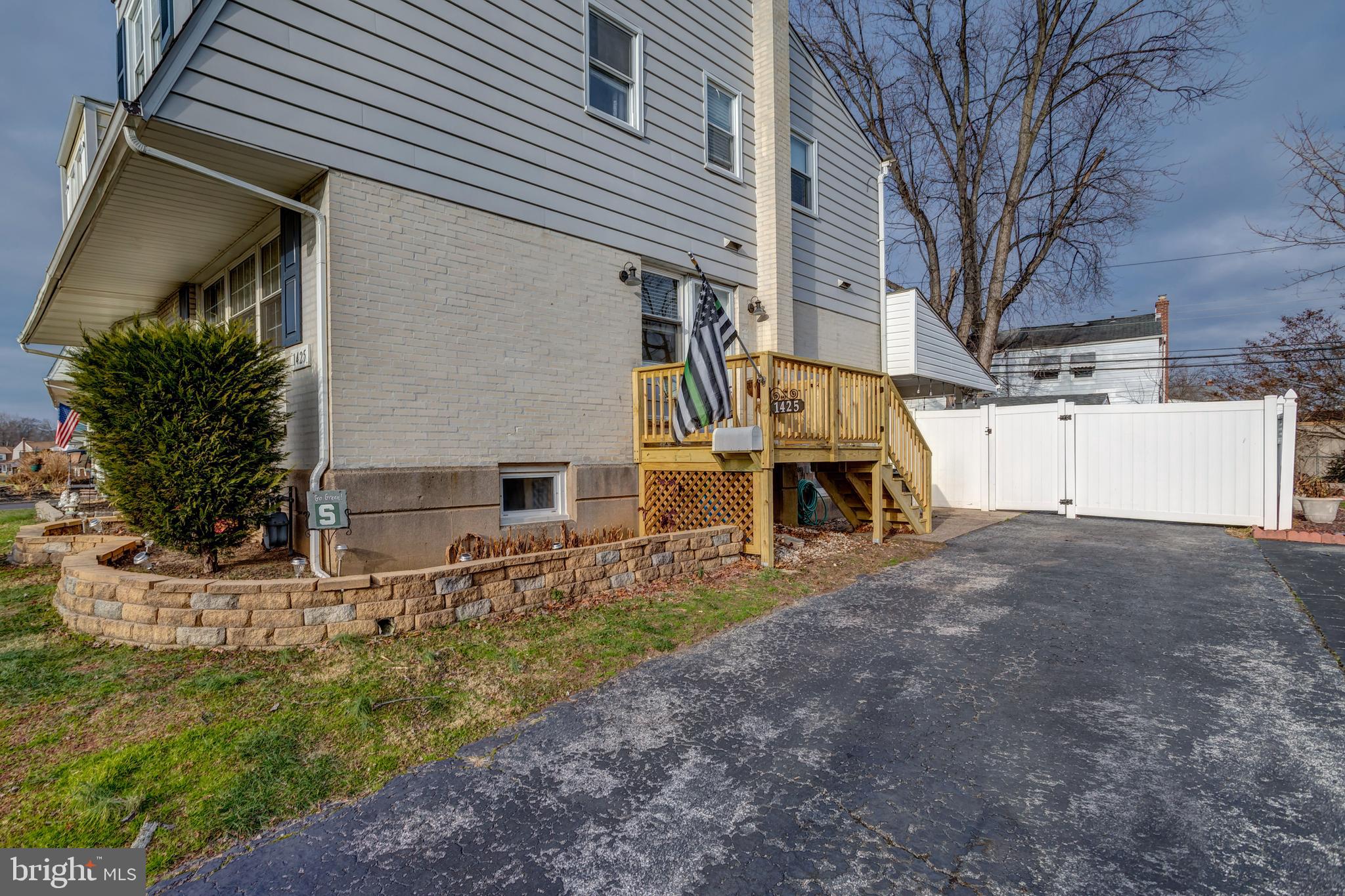 1425 Grace Road Swarthmore, PA 19081 - Photo 3 of 43