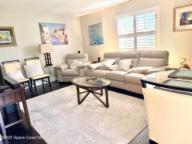 $259,900 | 500 Catalina Road, Unit 301, Cocoa Beach, FL 32931