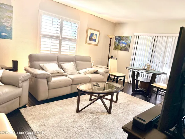 $259,900 | 500 Catalina Road, Unit 301, Cocoa Beach, FL 32931