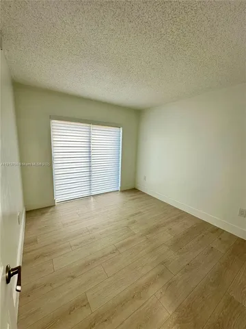 an empty room with a empty space