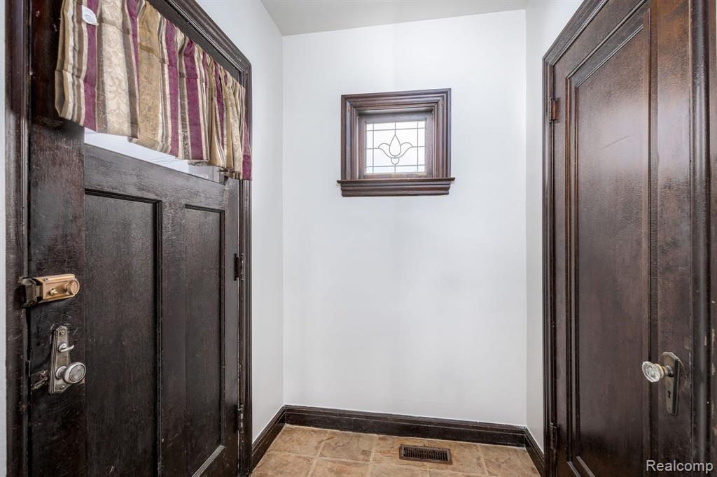 21770 Ryan (lower Level) Road Warren, MI 48091 - Photo 15 of 30