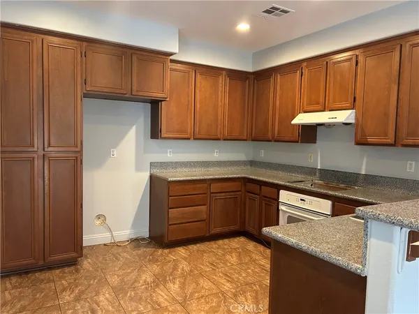 $3,500 | 14139 Bay Circle, Eastvale, CA 92880