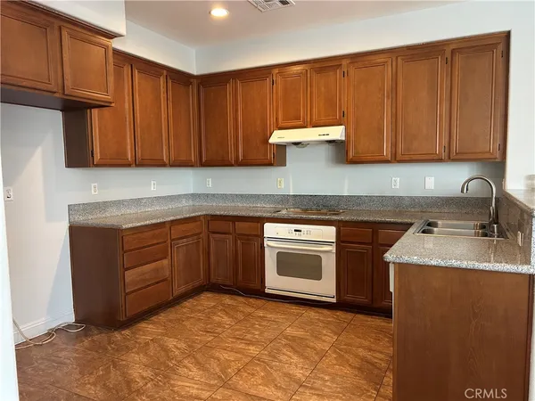 $3,500 | 14139 Bay Circle, Eastvale, CA 92880
