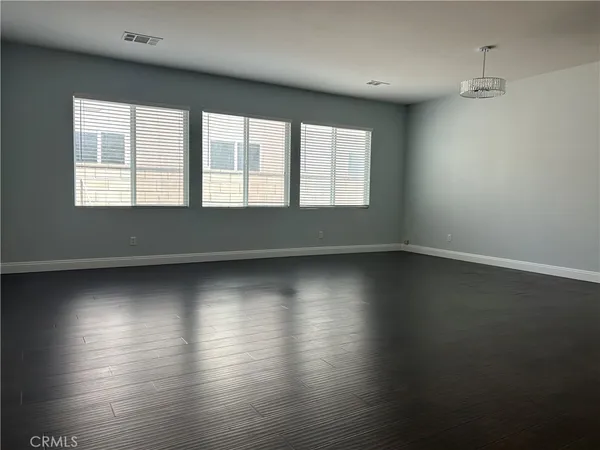 $3,500 | 14139 Bay Circle, Eastvale, CA 92880