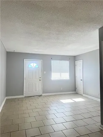 $950 | 3124 Tournefort Street, Unit 205, Chalmette, LA 70043