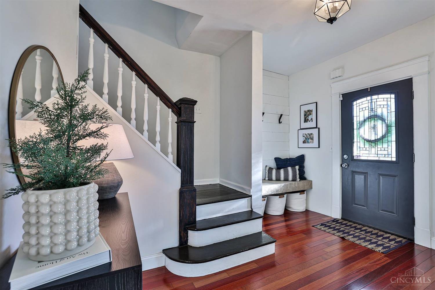 5707 Ridge Avenue Cincinnati, OH 45213 - Photo 4 of 32 Gallery Image 4