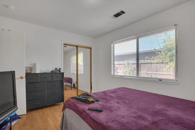 a view of work space with furniture