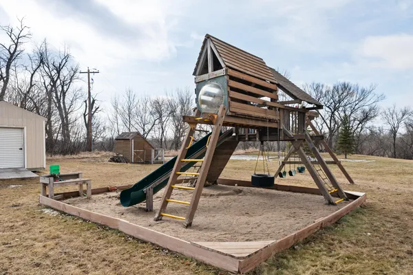 $370,000 | 682 150th Avenue Northeast, Mayville, ND 58257