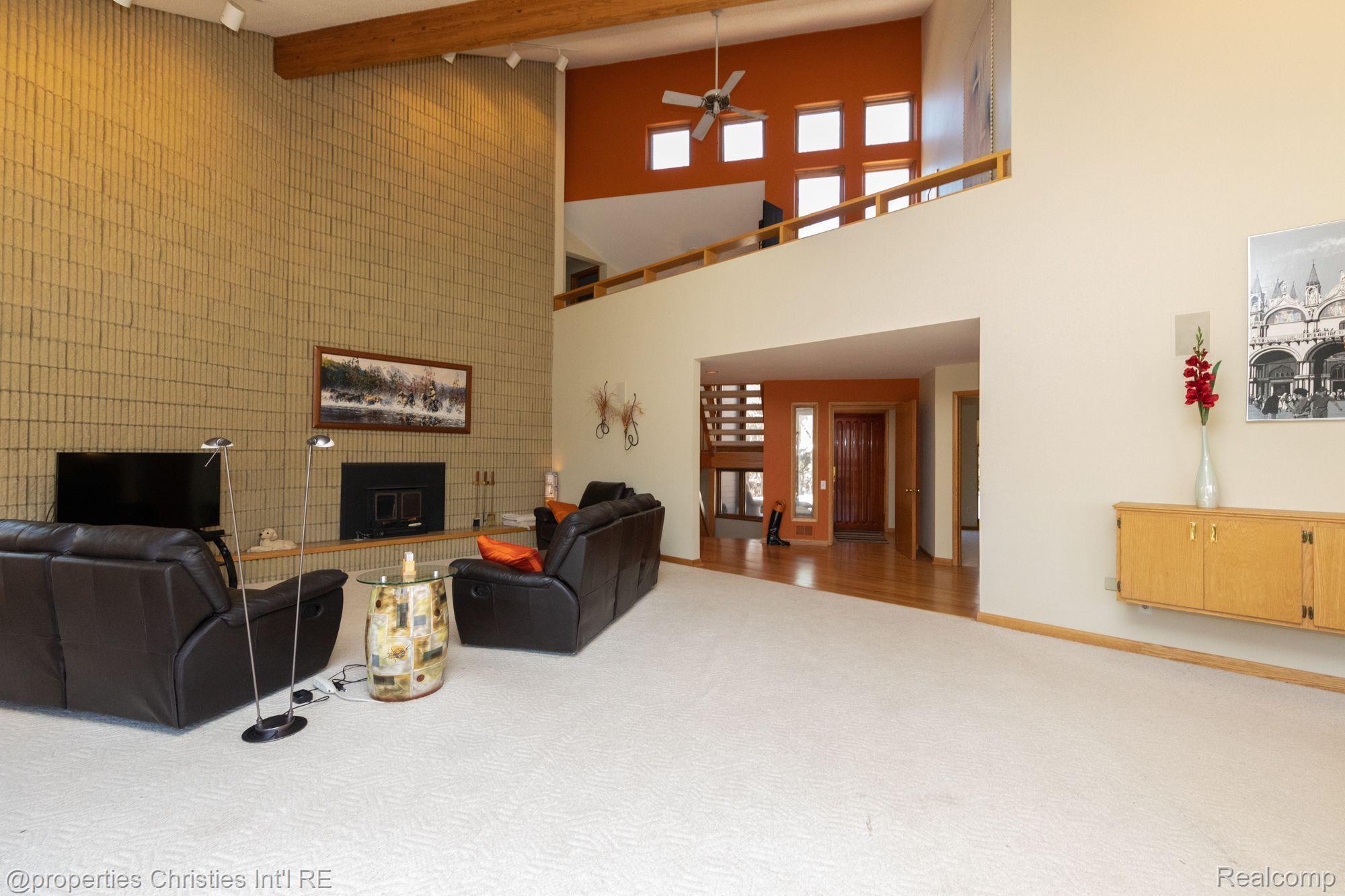 1661 Silver Bell Road Rochester, MI 48306 - Photo 4 of 77 Gallery Image 4