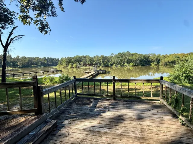 $108,000 | 441 Shoreline Drive, Huntsville, TX 77320