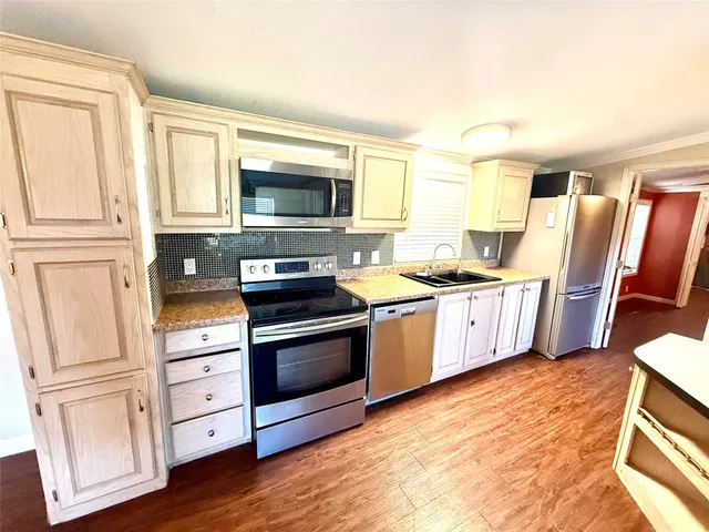 $108,000 | 441 Shoreline Drive, Huntsville, TX 77320