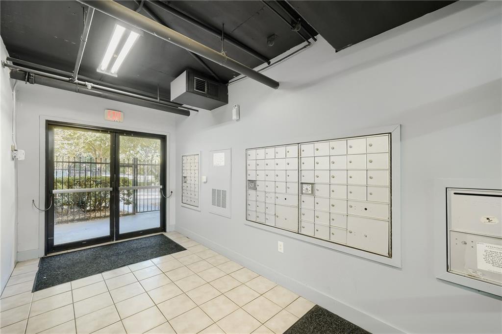 425 Chapel Street Southwest, Unit 1312 Atlanta, GA 30313 - Photo 24 of 29 Gallery Image 24