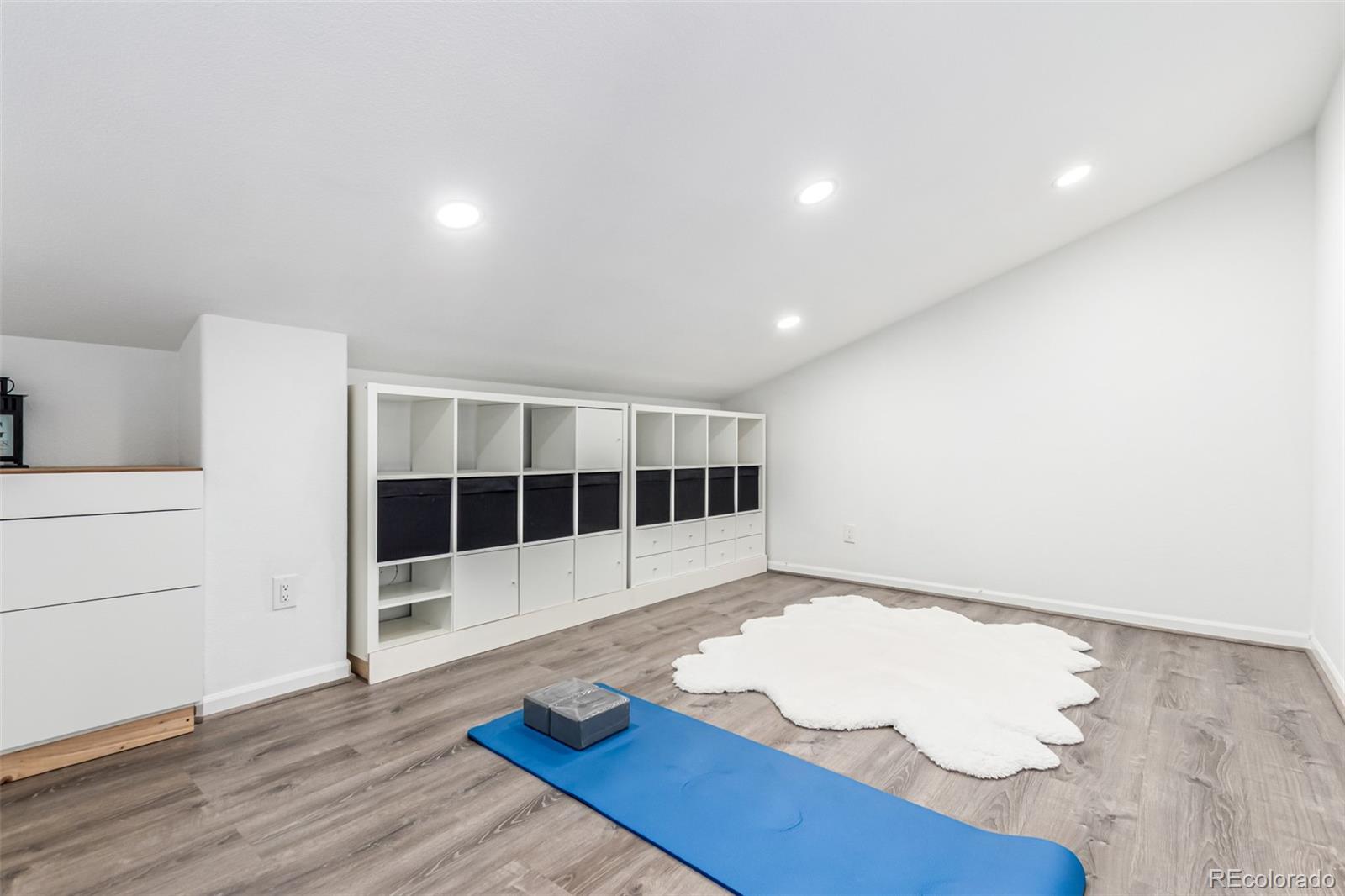 2277 Hyacinth Road Highlands Ranch, CO 80129 - Photo 27 of 50 Gallery Image 27