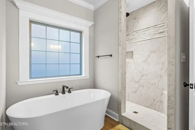 $669,900 | 1538 Tsuga Drive, Alcoa, TN 37701