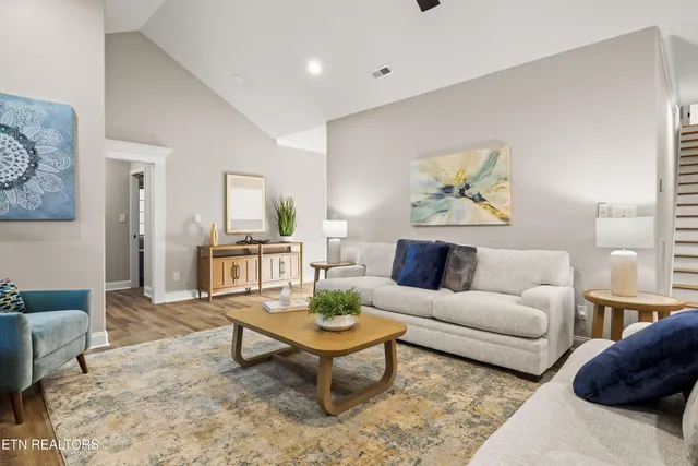 $669,900 | 1538 Tsuga Drive, Alcoa, TN 37701