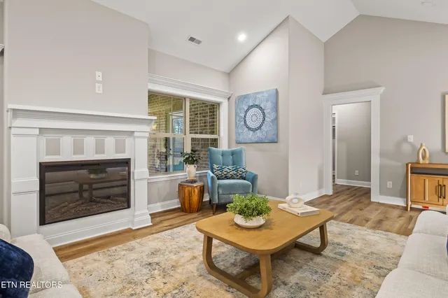 $669,900 | 1538 Tsuga Drive, Alcoa, TN 37701