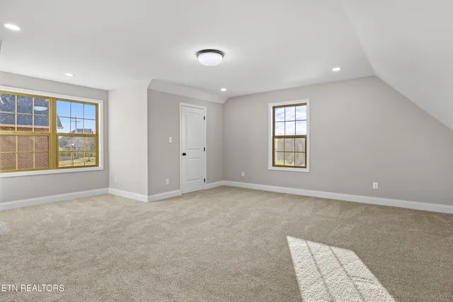 $669,900 | 1538 Tsuga Drive, Alcoa, TN 37701