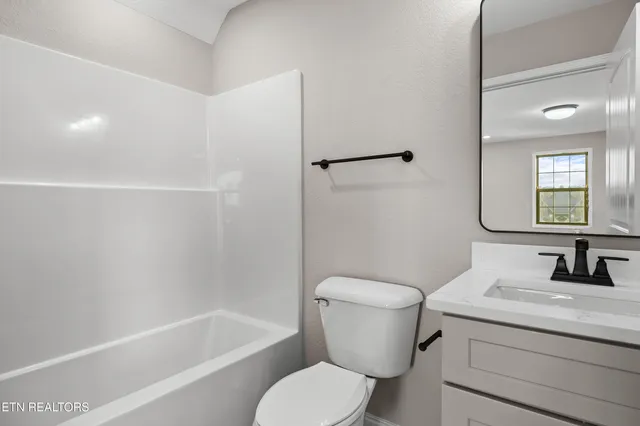 $669,900 | 1538 Tsuga Drive, Alcoa, TN 37701