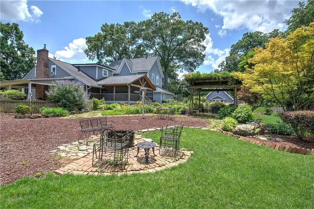 $749,900 | 306 East Belmont Drive, Calhoun, GA 30701