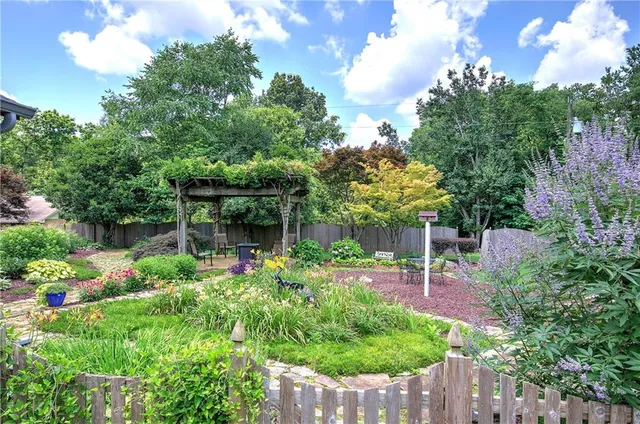 $749,900 | 306 East Belmont Drive, Calhoun, GA 30701