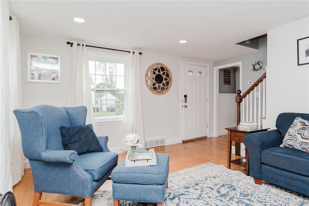 97 Pilgrim Drive Warwick, RI 02888 - Photo 19 of 44