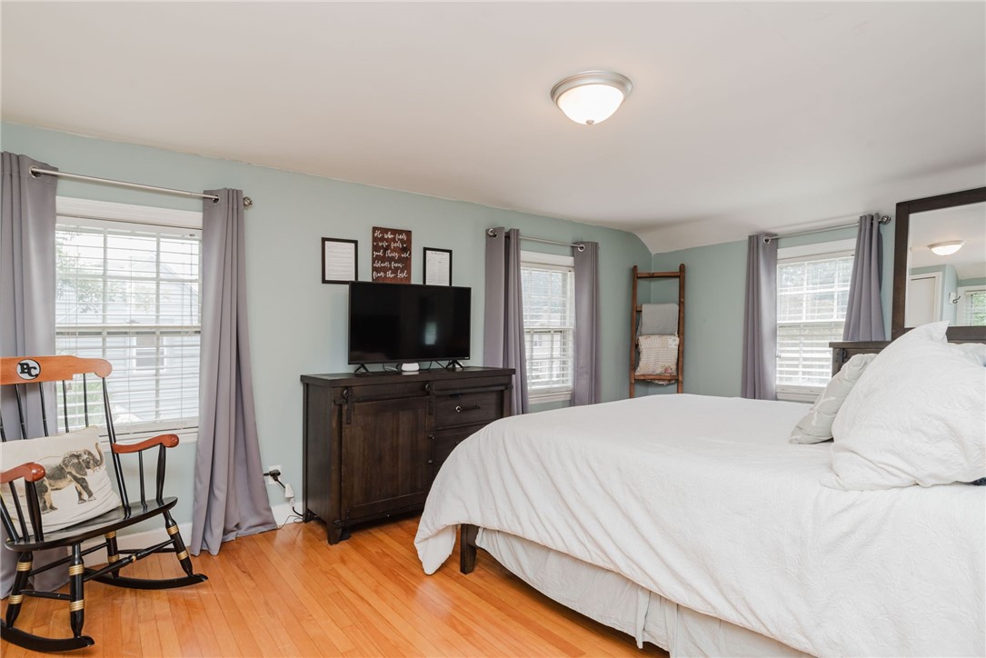 97 Pilgrim Drive Warwick, RI 02888 - Photo 25 of 44