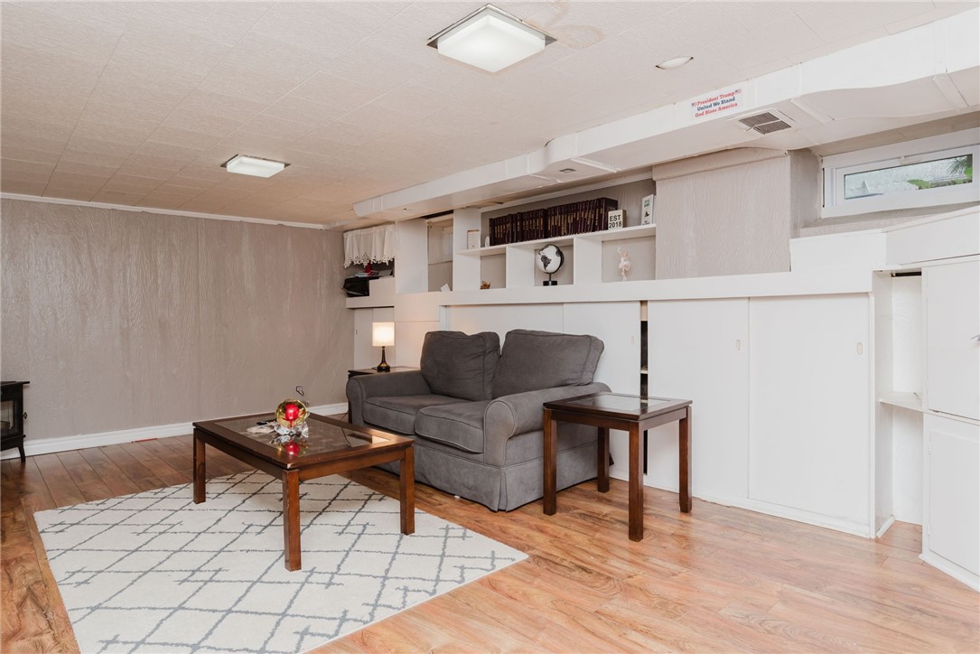 97 Pilgrim Drive Warwick, RI 02888 - Photo 37 of 44