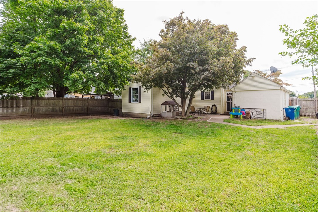 97 Pilgrim Drive Warwick, RI 02888 - Photo 42 of 44