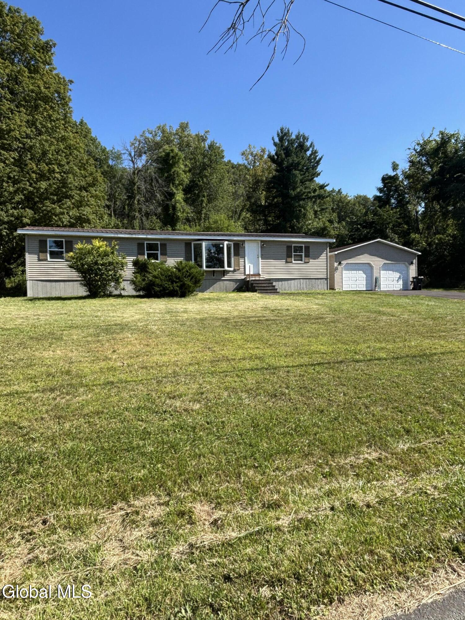 683 Knickerbocker Road Schaghticoke, NY 12154 - Photo 2 of 26 IMG_2398