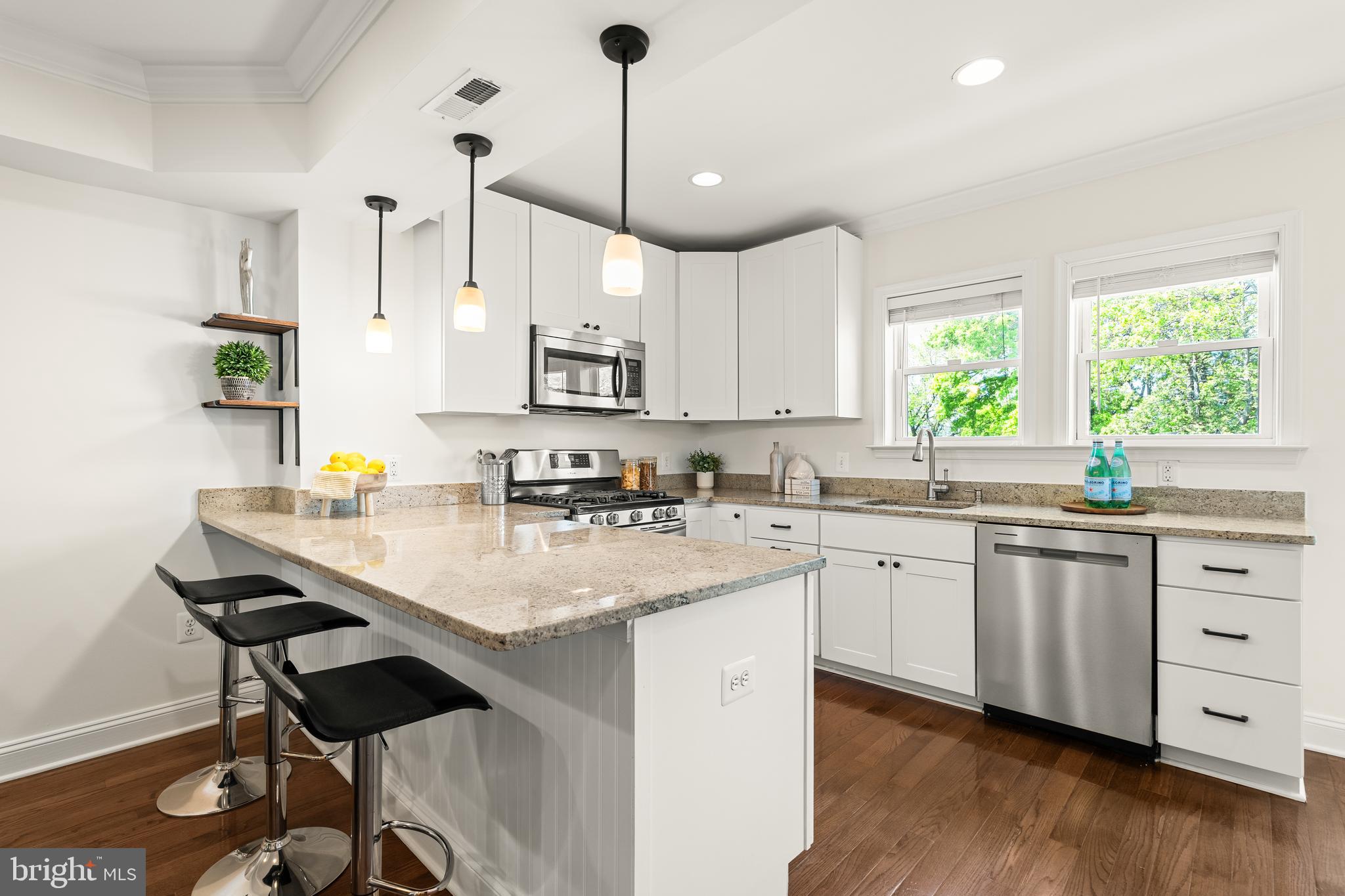 4620 4th Street Northwest Washington, DC 20011 - Photo 11 of 45 Spacious breakfast bar