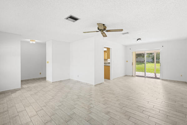 1830 Well Road Fort Pierce, FL 34945 - Photo 12 of 50 Living dinning 2