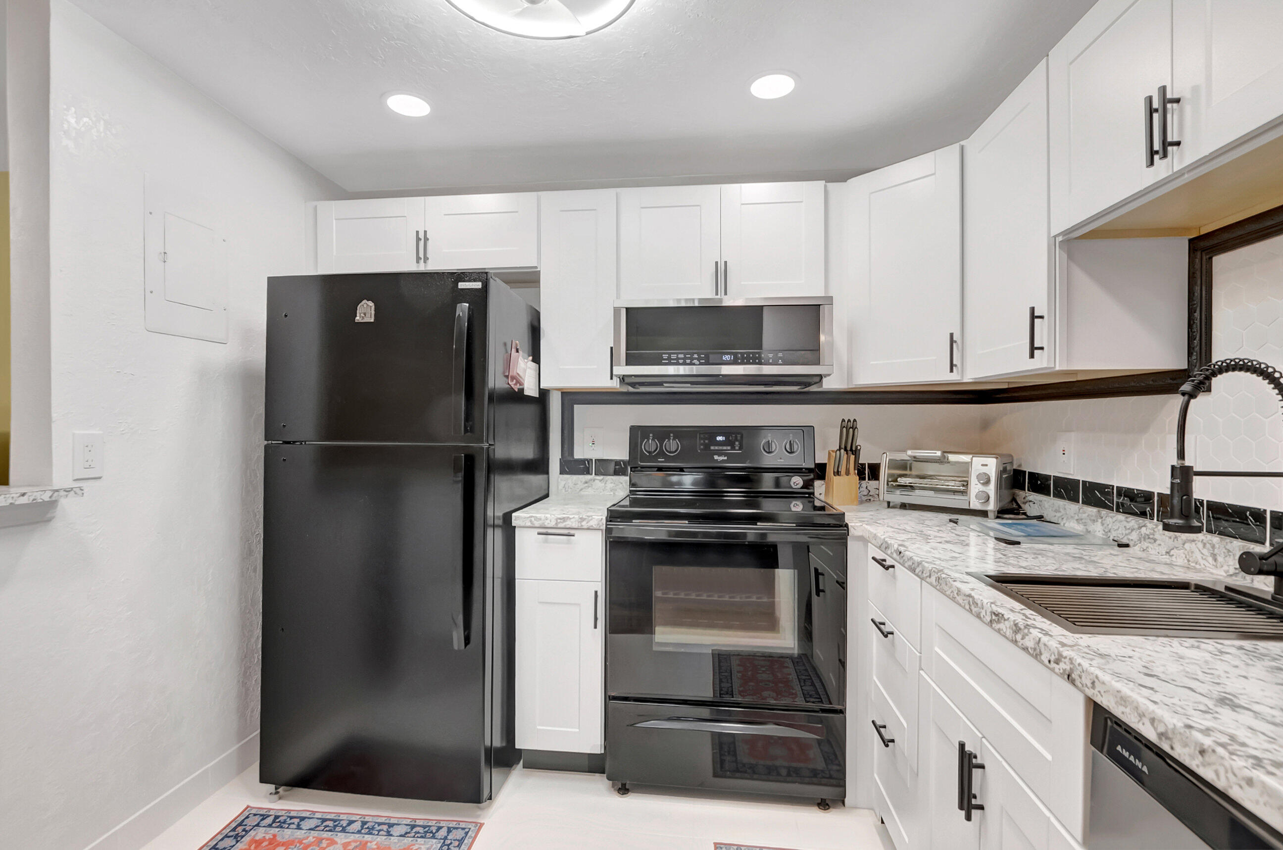 278 Monaco Way Delray Beach, FL 33446 - Photo 12 of 27 DSC_0451