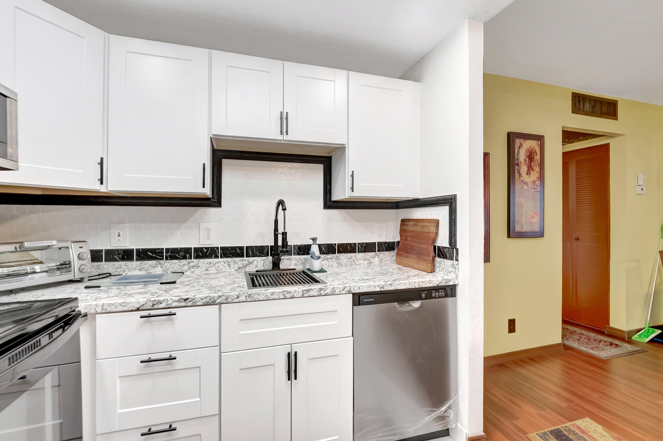 278 Monaco Way Delray Beach, FL 33446 - Photo 13 of 27 DSC_0456
