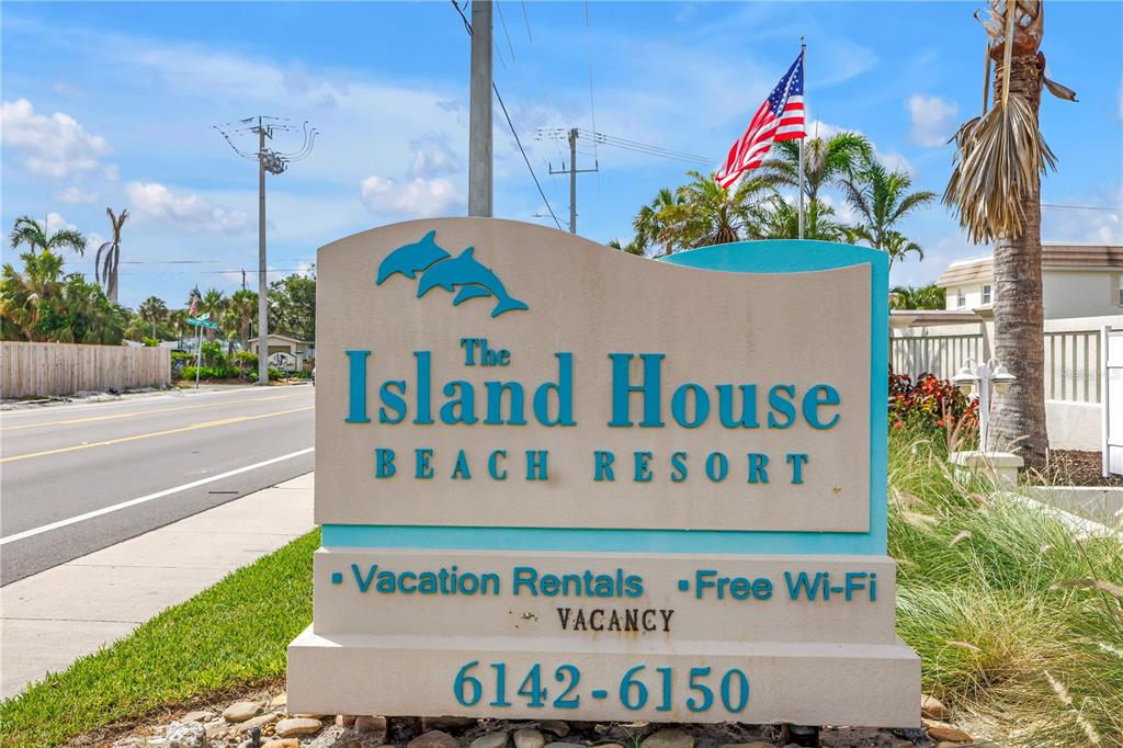 6150 Midnight Pass Road, Unit V38 Sarasota, FL 34242 - Photo 49 of 53