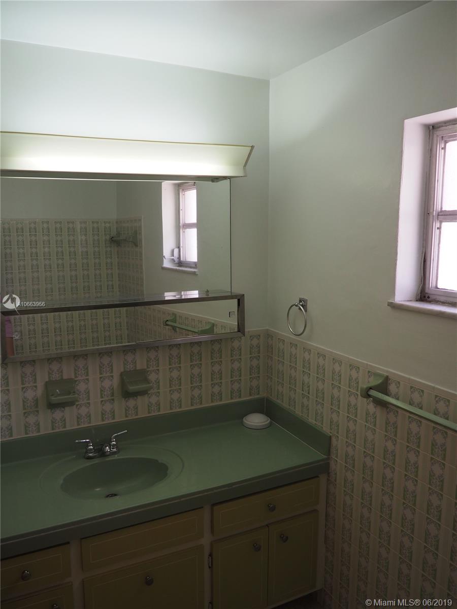 180 Northwest 59th Court Miami, FL 33126 - Photo 18 of 28 First Bathroom