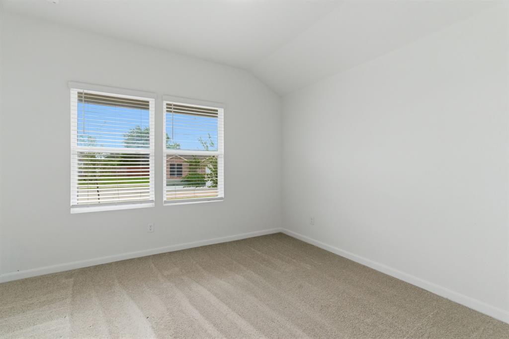 521 Jameson Springtown, TX 76082 - Photo 23 of 40