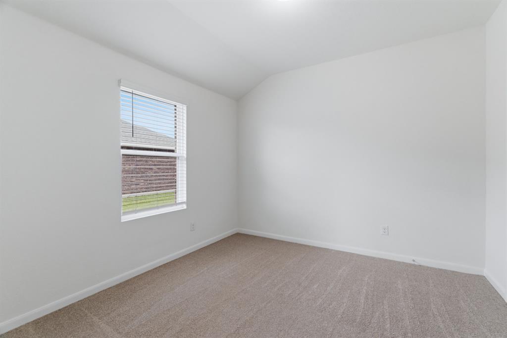 521 Jameson Springtown, TX 76082 - Photo 25 of 40