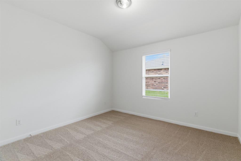 521 Jameson Springtown, TX 76082 - Photo 26 of 40