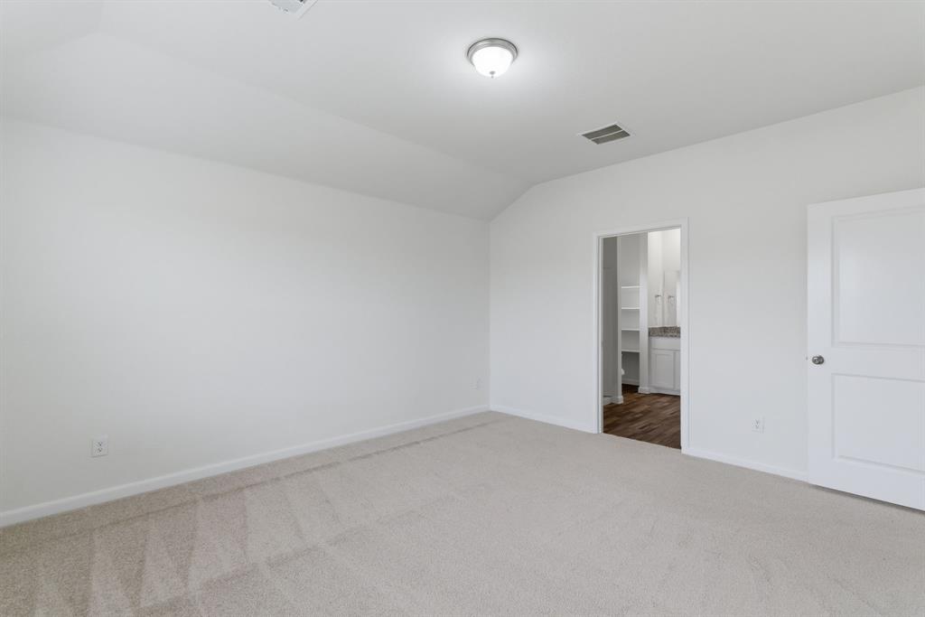 521 Jameson Springtown, TX 76082 - Photo 29 of 40