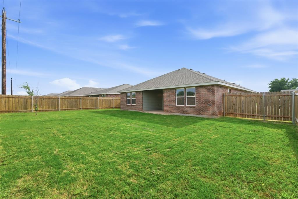 521 Jameson Springtown, TX 76082 - Photo 39 of 40