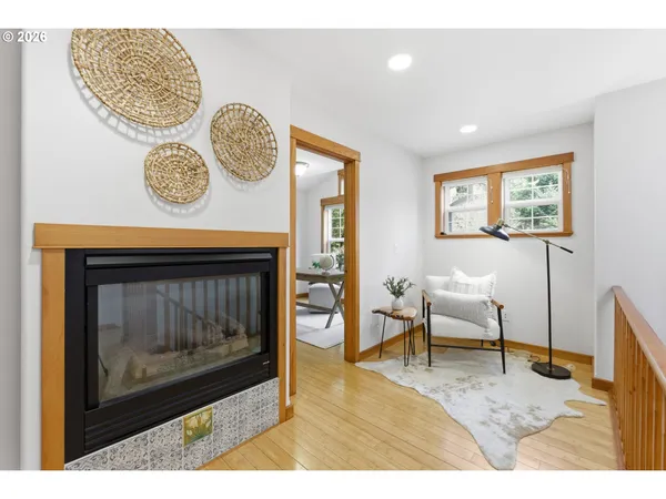 $1,095,000 | 696 North Hemlock Street, Cannon Beach, OR 97110