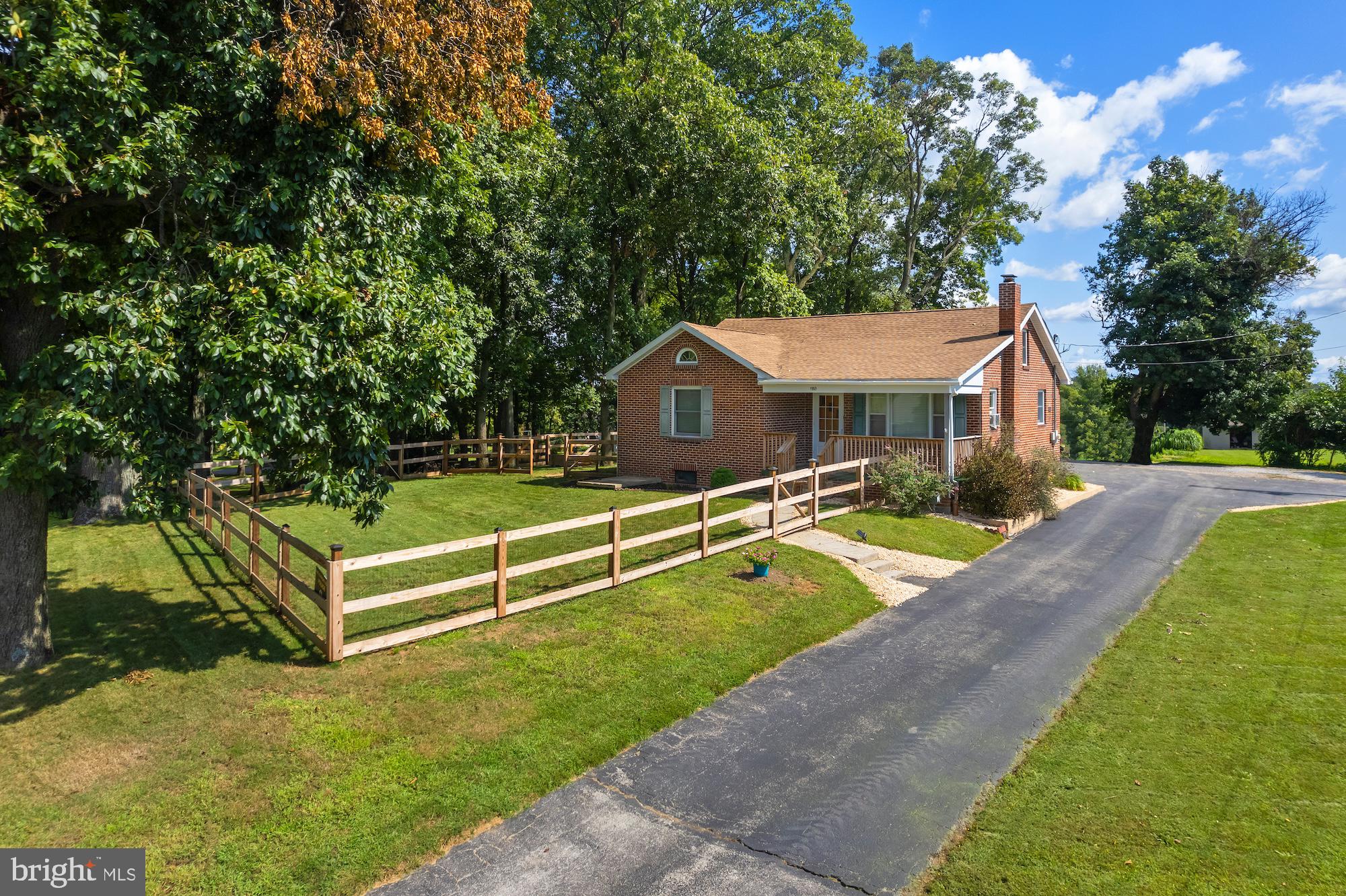 1953 Jefferson Road Spring Grove, PA 17362 - Photo 5 of 60 Gallery Image 5