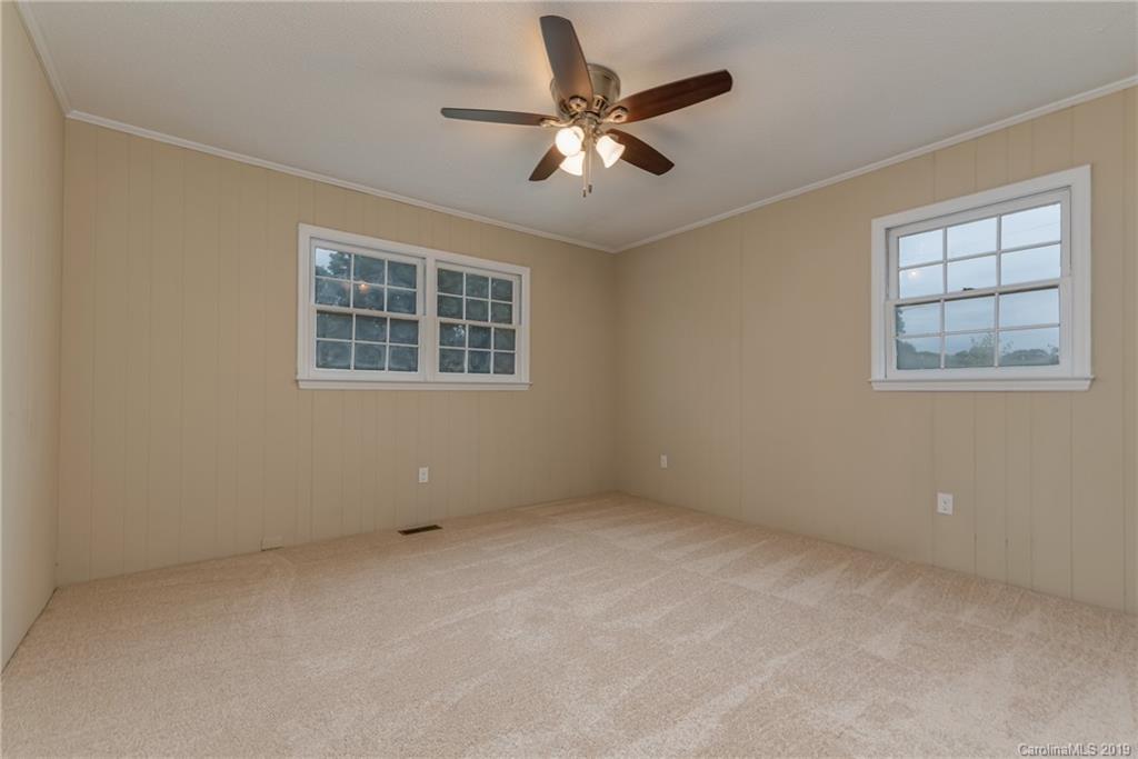 427 Kelly Road Forest City, NC 28043 - Photo 17 of 25 Gallery Image 17