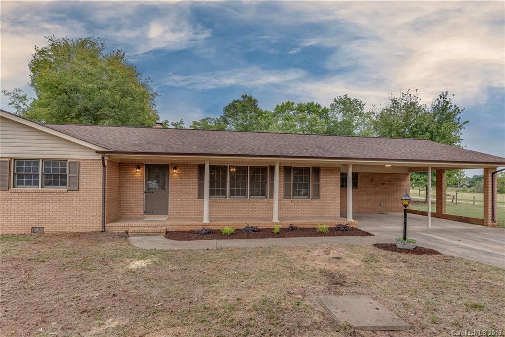 427 Kelly Road Forest City, NC 28043 - Photo 3 of 25 Gallery Image 3