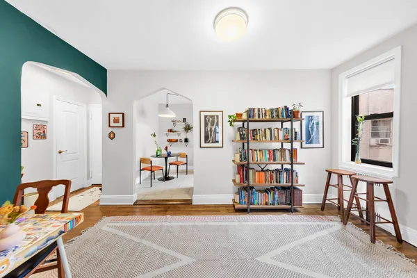 $585,000 | 385 Argyle Road, Unit 4H | Ditmas Park