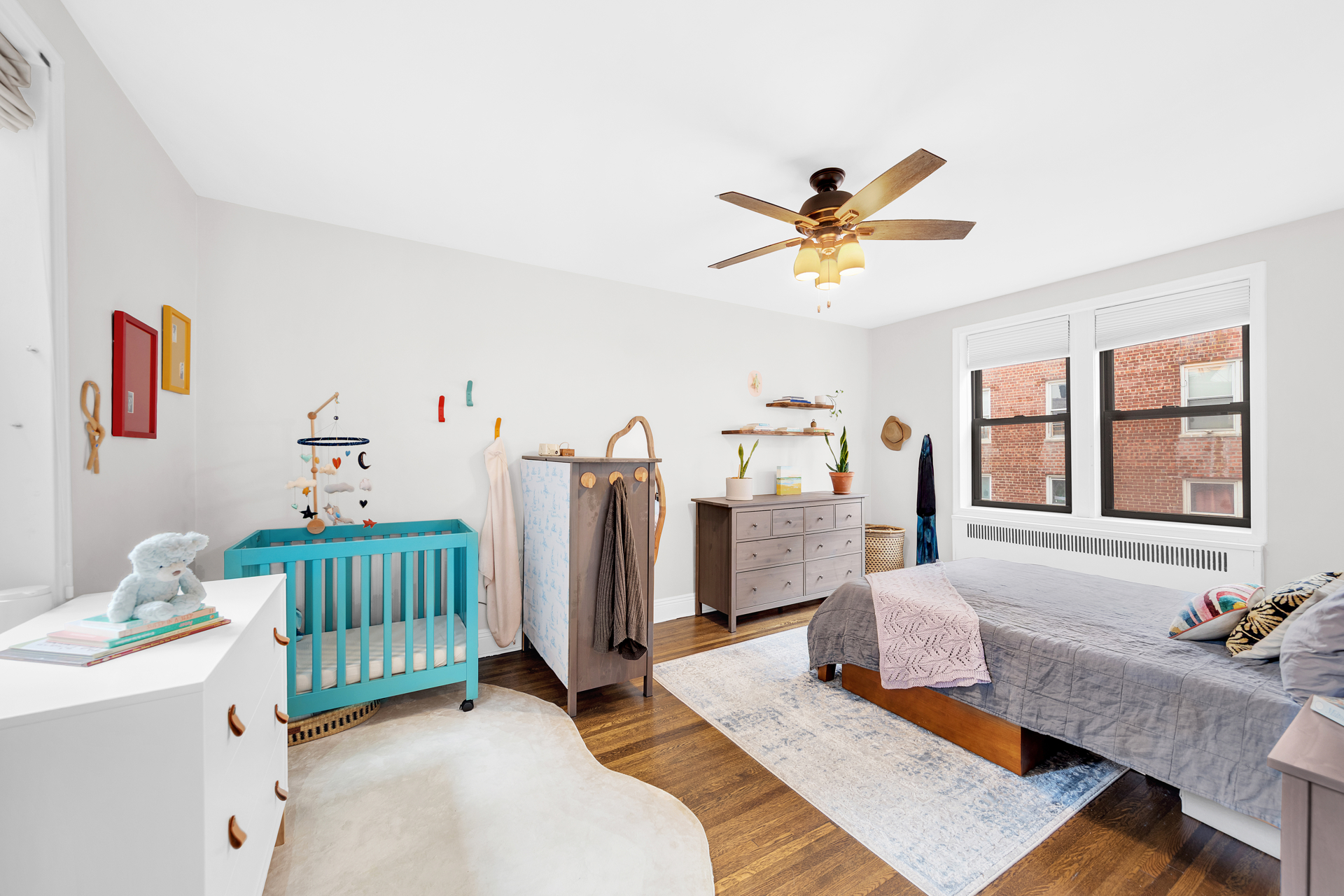 385 Argyle Road, Unit 4H Brooklyn, NY 11218 - Photo 4 of 6