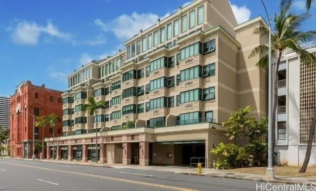 $2,000 | 545 Queen Street, Unit 440, Honolulu, HI 96813